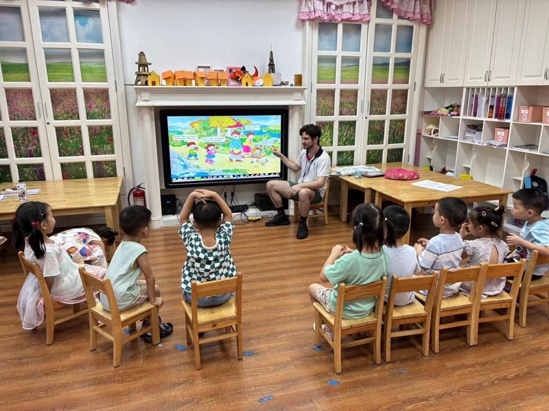 湖北培训行业新风向:线下课程与线上直播并举